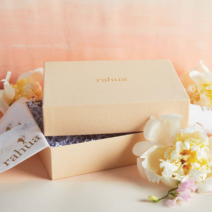 rahua gift box with flowers